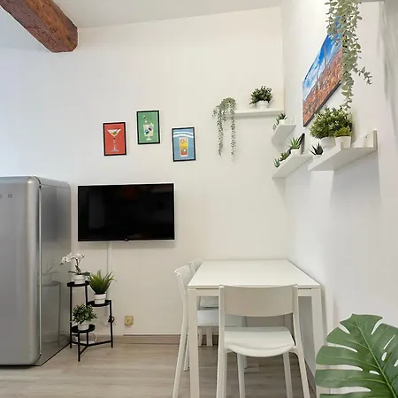 Apartment House N *